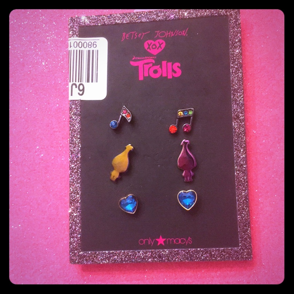 🎶Betsey Johnson Trolls earrings🎵